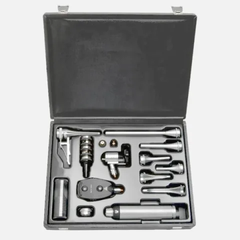 HEINE G100 XHL 2.5 V slit illumination head, BETA 200 2.5 V direct ophthalmoscope, BETA battery handle, all types and sizes of specula, case.