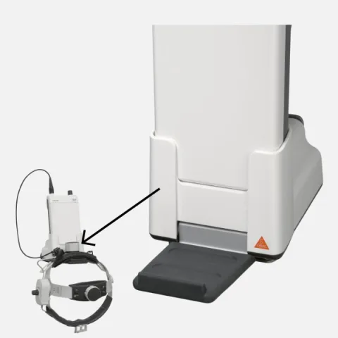 Holder for head helmet on HEINE EN50