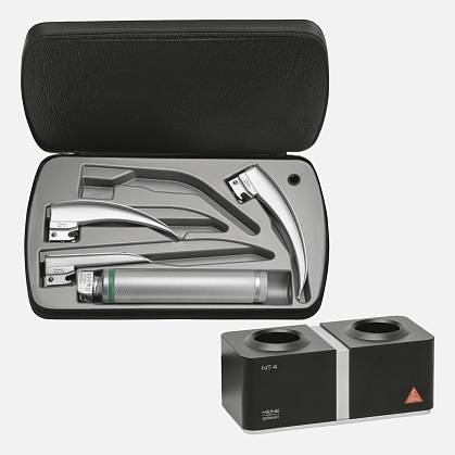 Laryngoscopy set: HEINE Paed 1, Mac 2, Mac 3 blades, Standard F.O.4 NT rechargeable handle, NT4 desktop charger, zippered case.