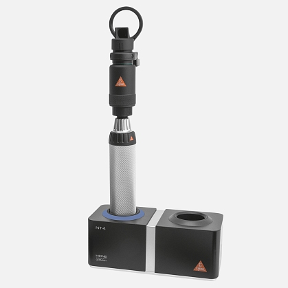 Handheld indirect ophthalmoscope HEINE MONOCULAR 3.5V, rechargeable handle BETA4 NT, desktop charger NT4