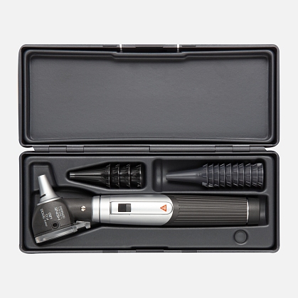 HEINE mini 3000 F.O. LED otoscope, mini 3000 battery handle, disposable and reusable specula, case.