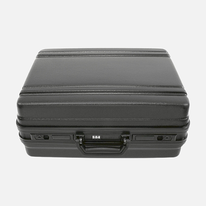 Hard case for C-283 and C-284 sets with HEINE OMEGA 500 indirect ophthalmoscope and for ML4 headlight