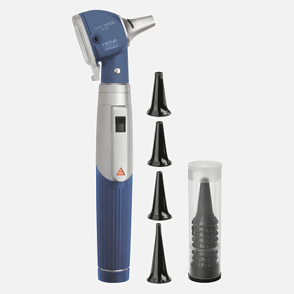 Mini 3000 F.O. XHL 2.5V otoscope head in blue color, mini 3000 battery handle in blue color, disposable and reusable specula.